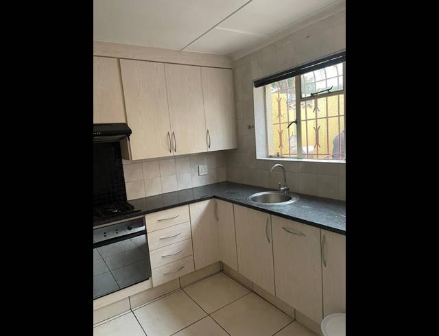2 BEDROOM PROPERTY TO RENT IN PRIMROSE